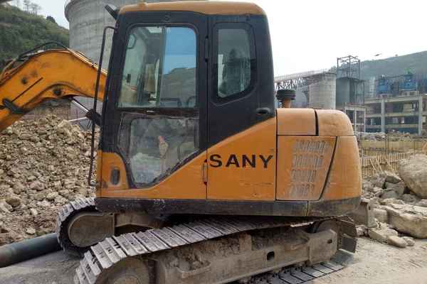 贵州出售转让二手18000小时2010年三一重工SY75挖掘机