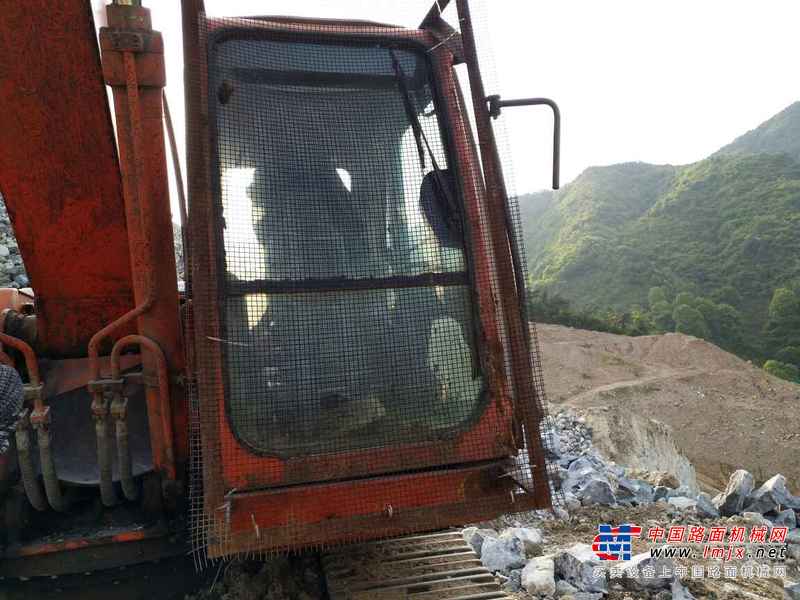 江西出售转让二手7500小时2011年斗山DH215挖掘机