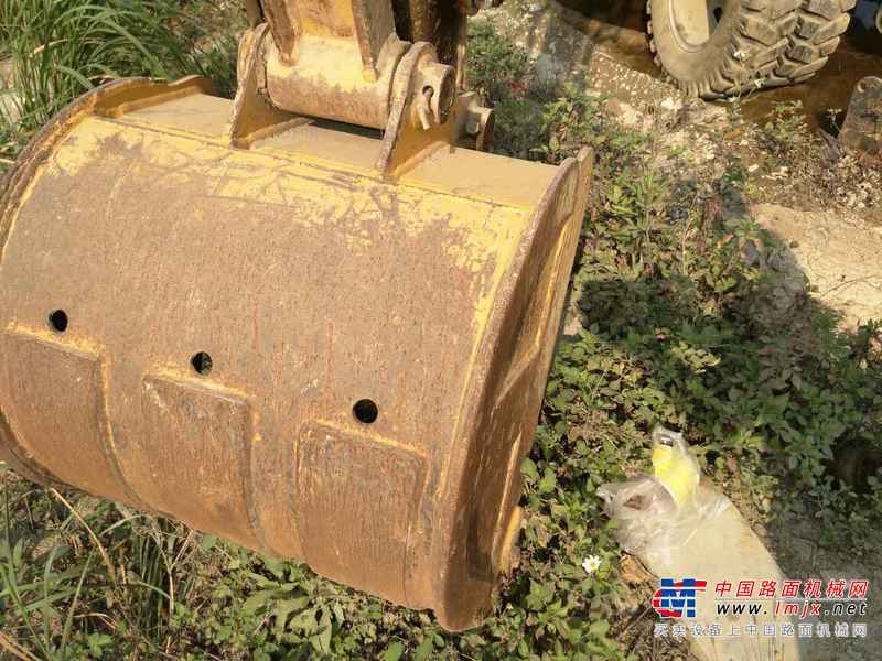 贵州出售转让二手5000小时2011年愚公机械轮挖WYL80X4挖掘机