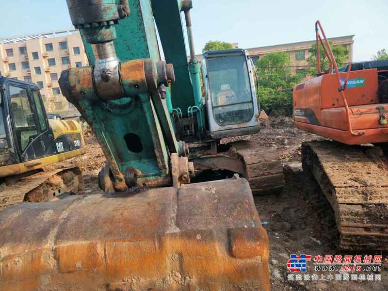 江西出售转让二手10000小时2005年神钢SK230LC挖掘机