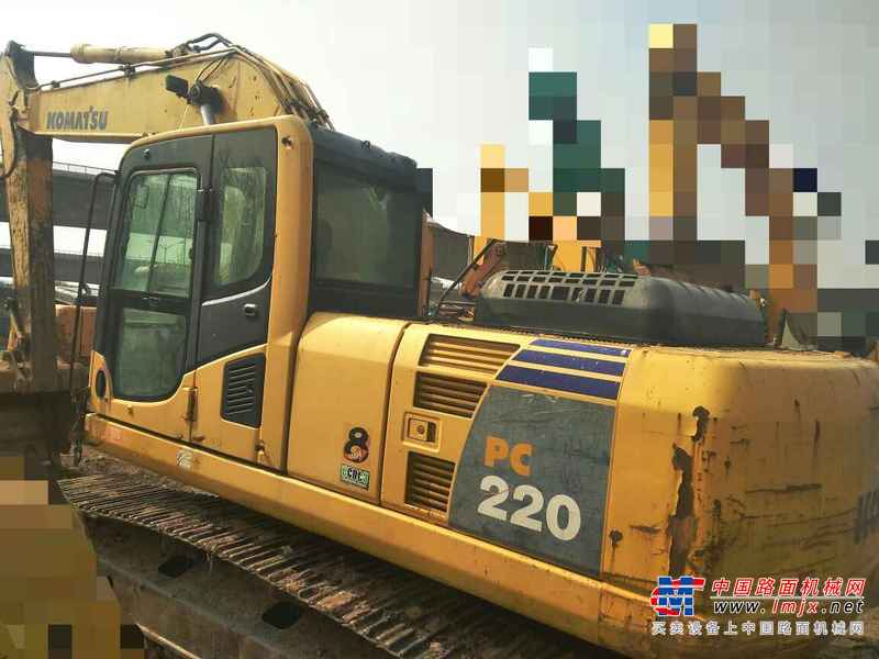 山西出售转让二手8800小时2009年小松PC220挖掘机