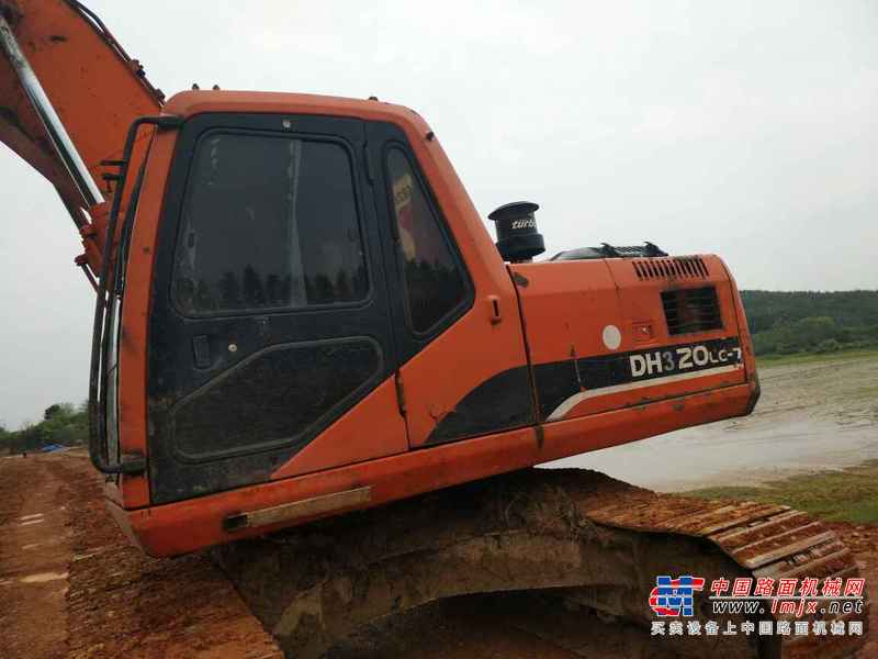 江西出售转让二手10000小时2008年斗山DH220LC挖掘机