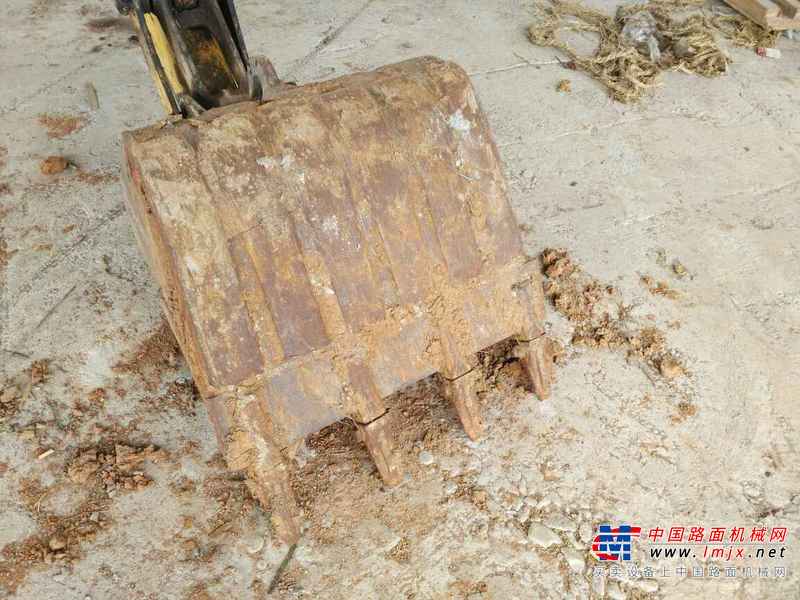 江西出售转让二手5800小时2010年临工LG660挖掘机