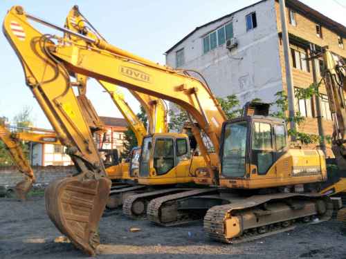 四川出售转让二手7000小时2010年福田雷沃FR260挖掘机