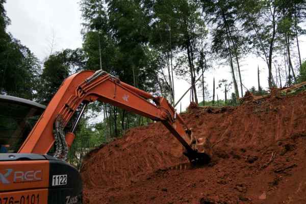 湖南出售转让二手5000小时2014年日立ZX70挖掘机