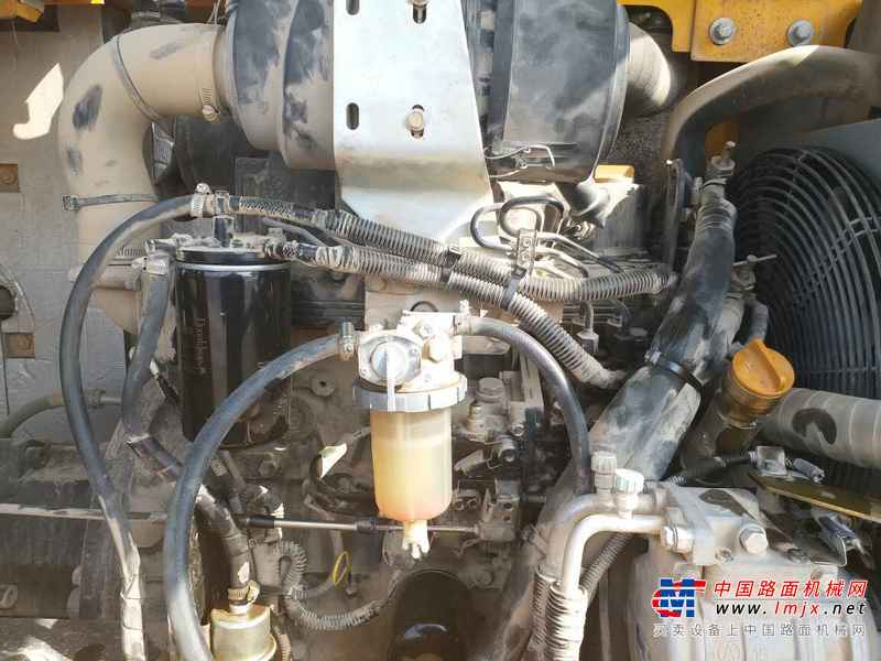 安徽出售转让二手7600小时2011年龙工LG6075挖掘机