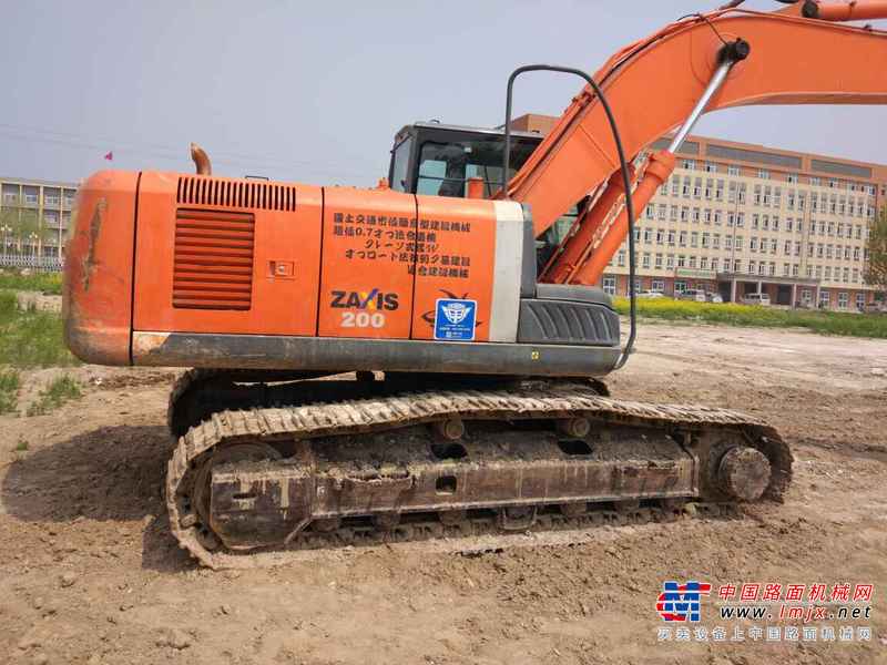 山东出售转让二手3272小时2010年日立ZX200挖掘机