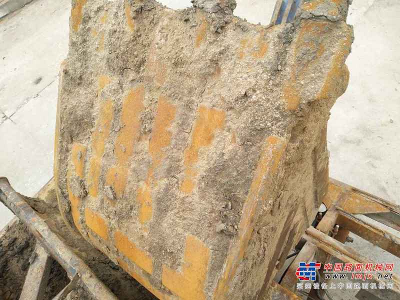 河南出售转让二手4000小时2012年山重建机GC88挖掘机