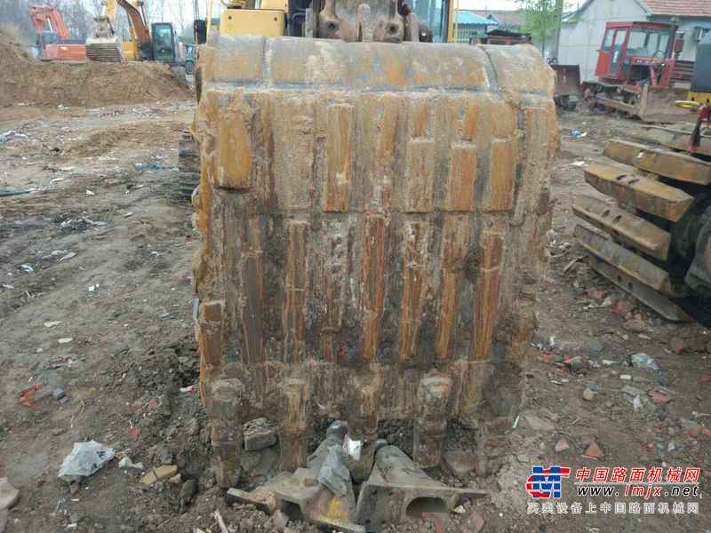 山东出售转让二手5000小时2013年沃尔沃EC210B挖掘机