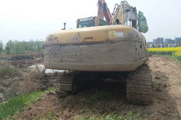 安徽出售转让二手15000小时2005年卡特彼勒320C挖掘机
