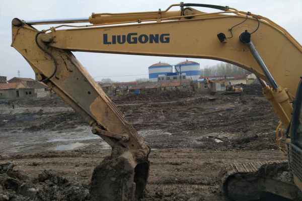 江苏出售转让二手15000小时2009年柳工CLG922D挖掘机