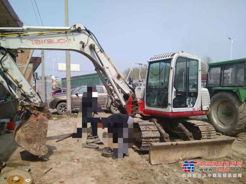 山东出售转让二手8000小时2009年竹内TB175S挖掘机