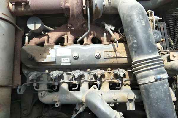 河北出售转让二手9800小时2010年日立ZX240挖掘机