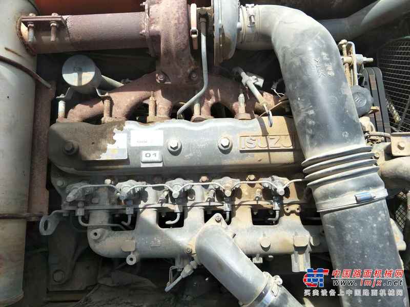 河北出售转让二手9800小时2010年日立ZX240挖掘机