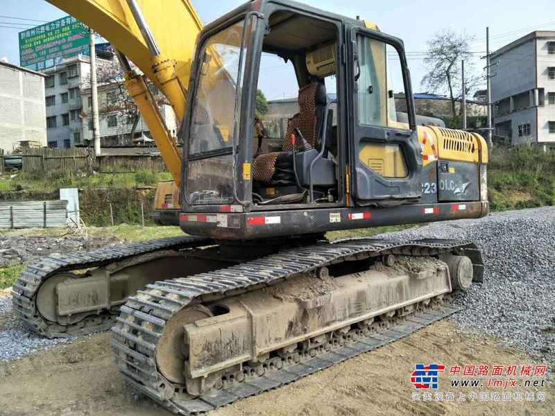贵州出售转让二手9100小时2011年玉柴YC230LC挖掘机