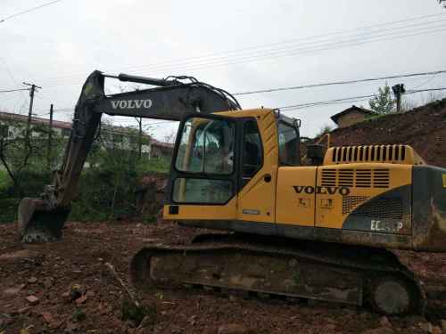 湖南出售转让二手11000小时2010年沃尔沃EC210B挖掘机