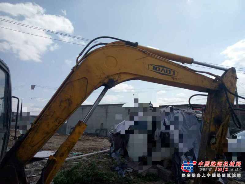 贵州出售转让二手9000小时2009年福田雷沃FR65挖掘机