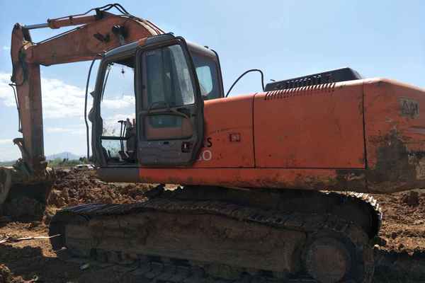 云南出售转让二手9826小时2009年日立EX230挖掘机