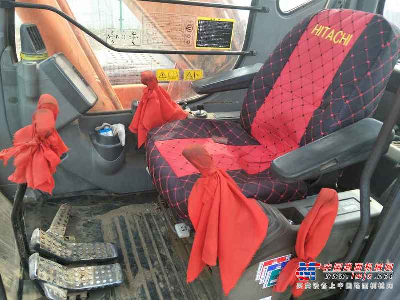 河北出售转让二手9800小时2003年日立ZX200挖掘机