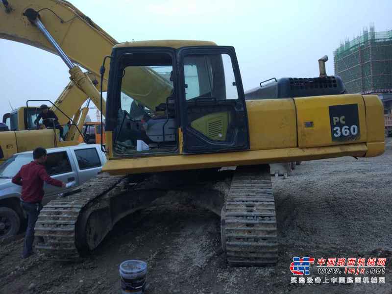 陕西出售转让二手9000小时2008年小松PC360挖掘机