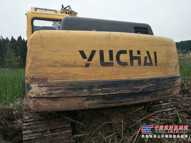 四川出售转让二手8000小时2011年玉柴YC135挖掘机