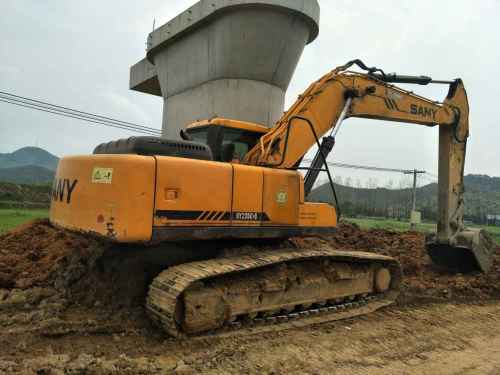 江西出售转让二手9000小时2010年三一重工SY235C挖掘机
