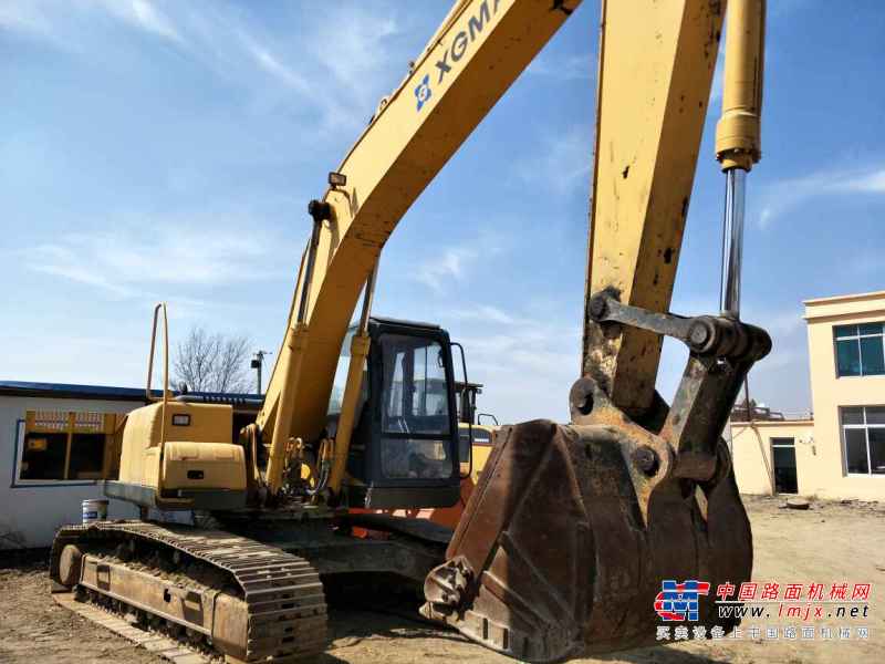 辽宁出售转让二手5000小时2011年厦工XG822LC挖掘机