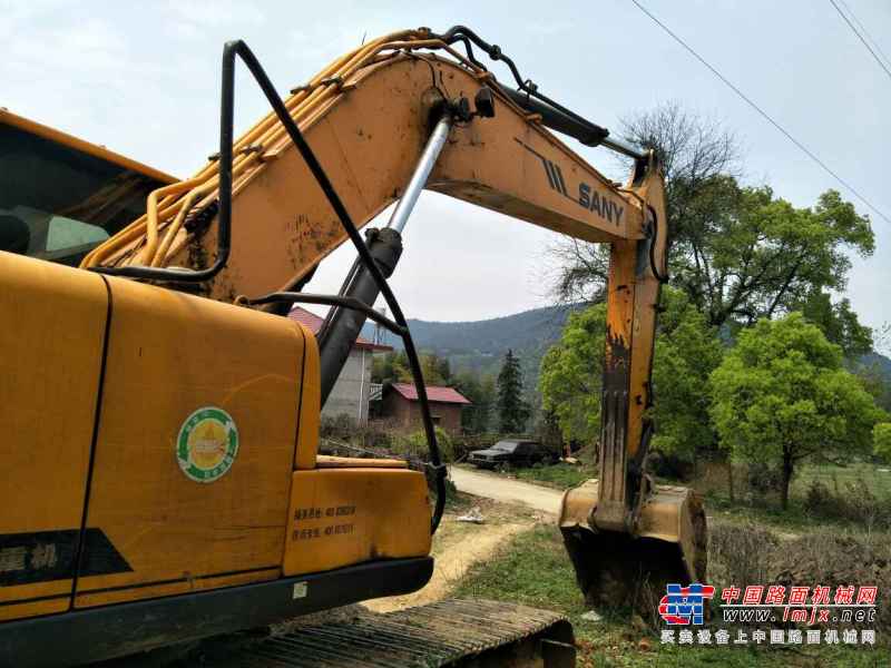 江西出售转让二手6500小时2011年三一重工SY235C挖掘机