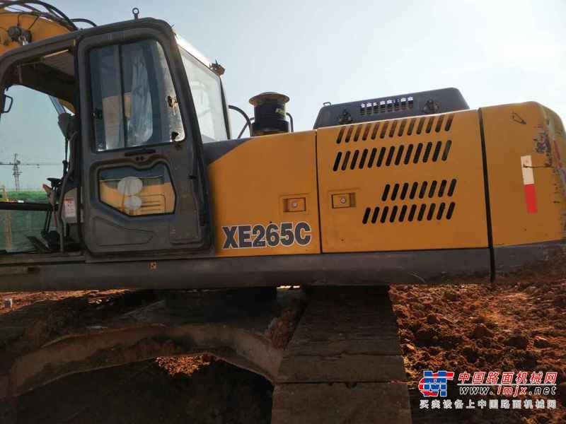 江西出售转让二手7800小时2014年徐工XE265C挖掘机