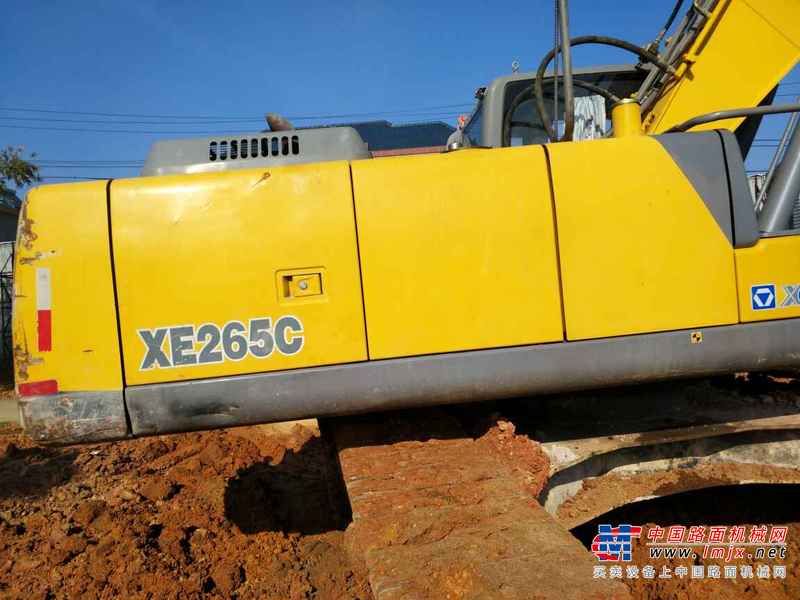 江西出售转让二手7800小时2014年徐工XE265C挖掘机