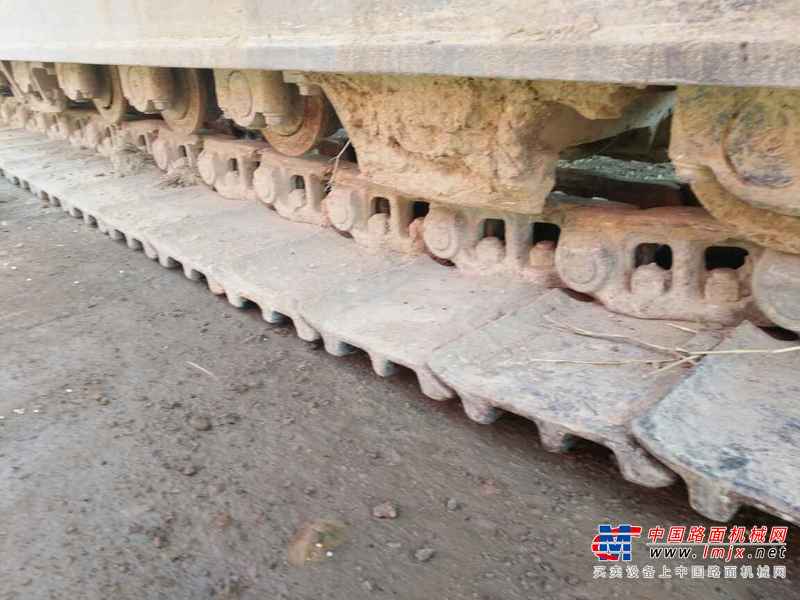 山西出售转让二手11000小时2005年现代R220LC挖掘机