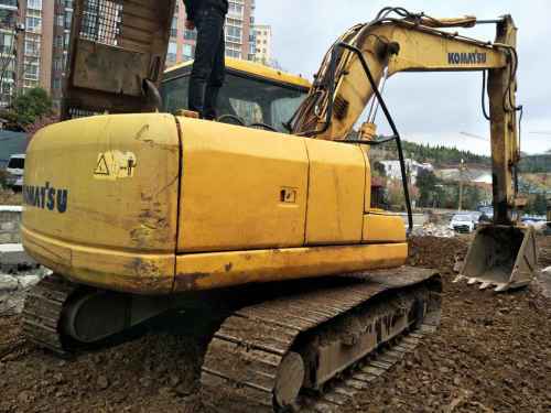 云南出售转让二手7253小时2010年小松PC130挖掘机