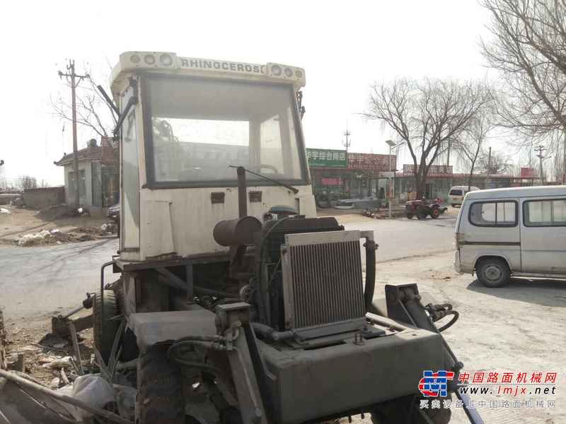 辽宁出售转让二手1000小时2011年犀牛重工轮挖XNW44180挖掘机