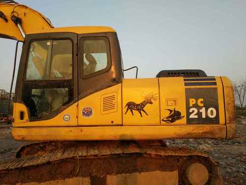 江西出售转让二手6000小时2012年小松PC210挖掘机