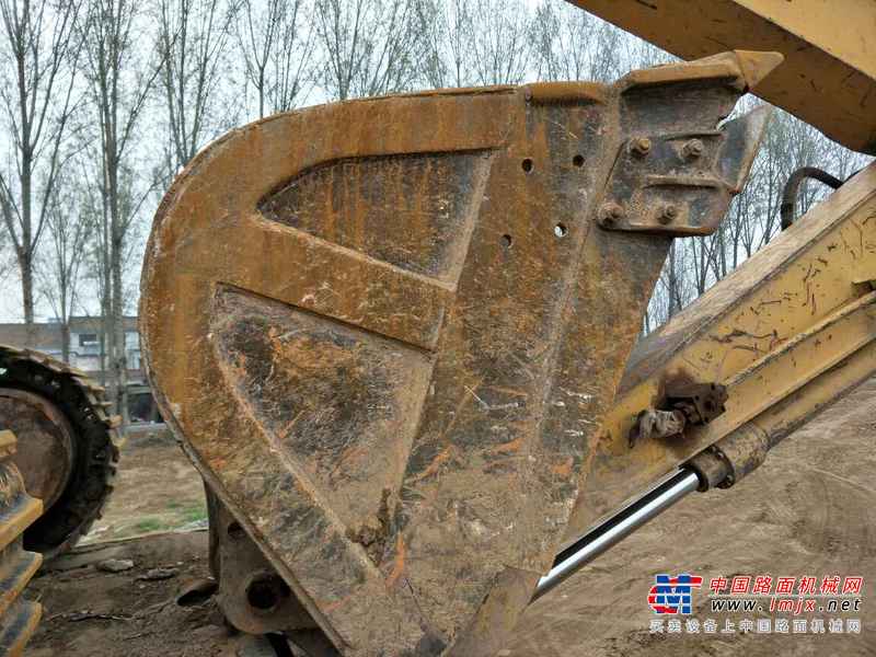 河南出售转让二手5500小时2012年柳工CLG915D挖掘机