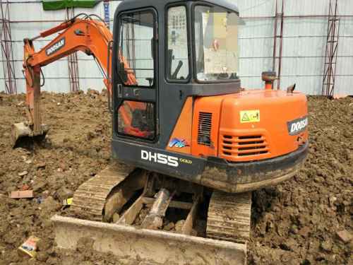安徽出售转让二手10052小时2010年斗山DH55挖掘机