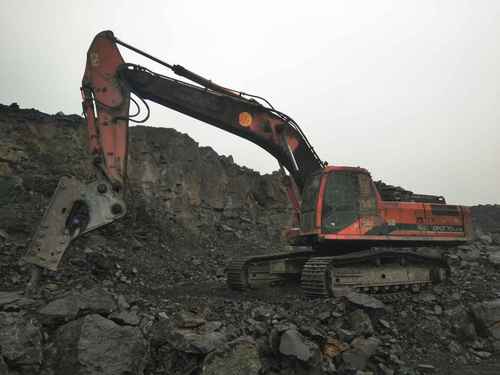 山西出售转让二手17000小时2009年斗山DH370LC挖掘机