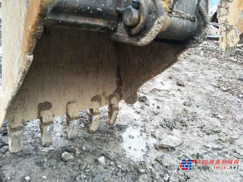 贵州出售转让二手6100小时2012年福田雷沃FR85挖掘机
