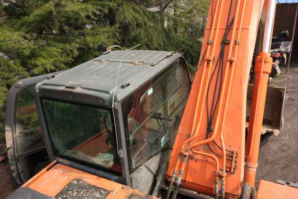陕西出售转让二手6000小时2009年日立ZX240挖掘机