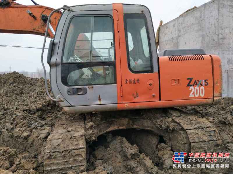 江苏出售转让二手10000小时2010年日立ZX120挖掘机