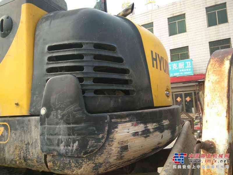 山东出售转让二手4200小时2007年现代R60挖掘机
