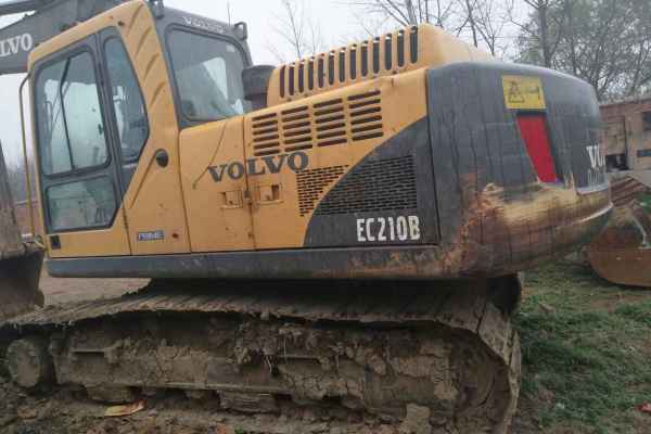 河南出售转让二手7800小时2010年沃尔沃EC210B挖掘机