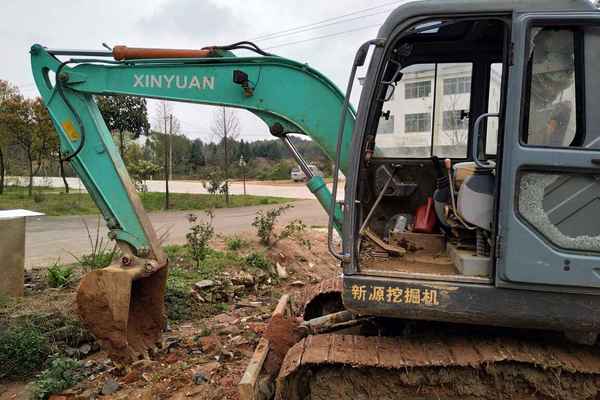 江西出售转让二手7000小时2013年新源机械XY60挖掘机