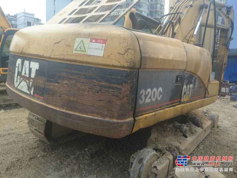 贵州出售转让二手8000小时2007年卡特彼勒320C挖掘机