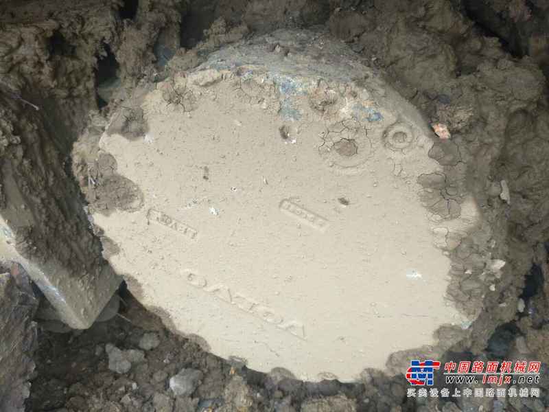 贵州出售转让二手8000小时2010年沃尔沃EC240BLC挖掘机