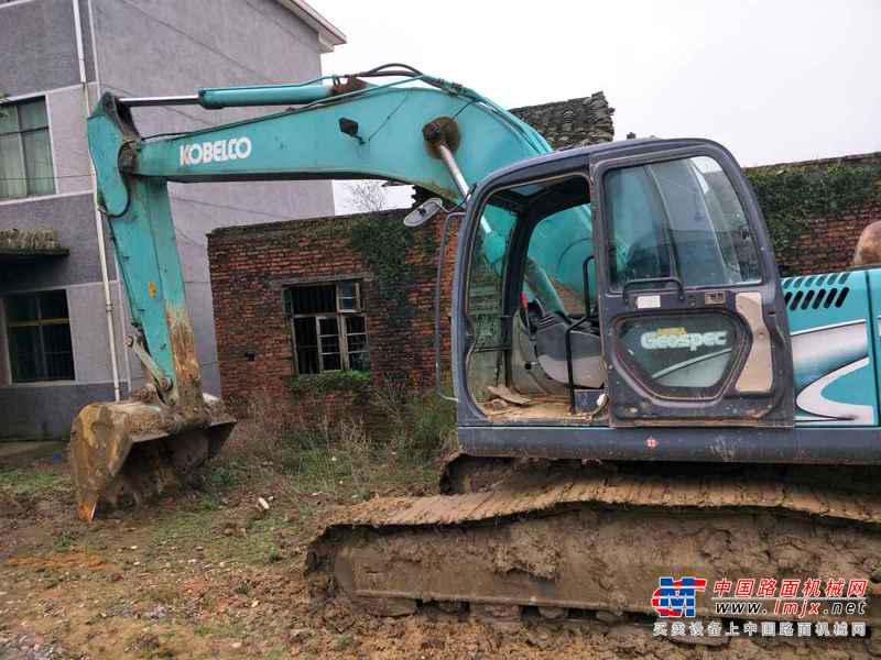 江西出售转让二手8000小时2010年神钢SK260LC挖掘机