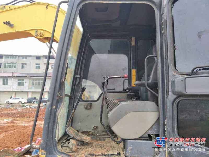 江西出售转让二手8611小时2010年小松PC60挖掘机