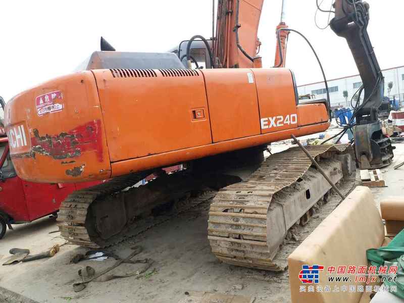 安徽出售转让二手21699小时2003年日立EX240挖掘机