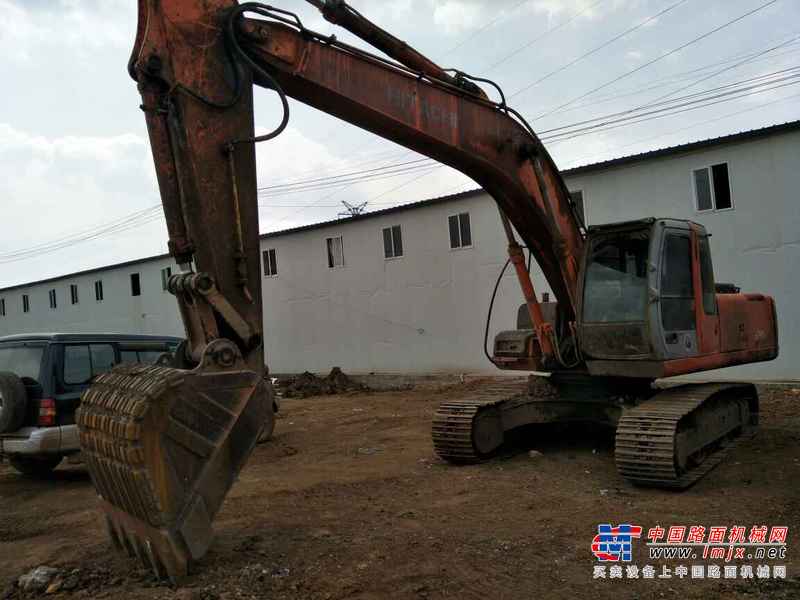 云南出售转让二手9560小时2009年日立ZX230挖掘机