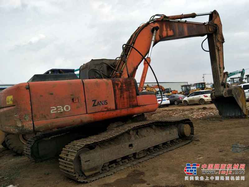 云南出售转让二手9560小时2009年日立ZX230挖掘机